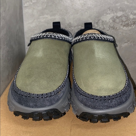 UGG VENTURE DAZE - Picture 2 of 6